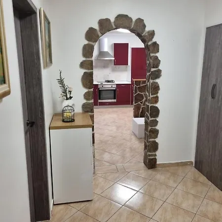 Apartma Lumas *