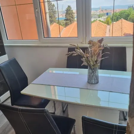 Apartma Lumas Appartement Koper