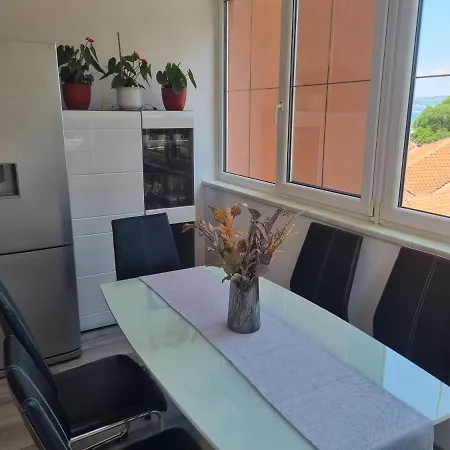Apartma Lumas *