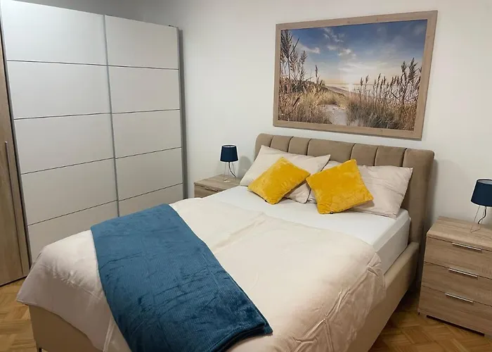 Apartma Lumas 科佩尔