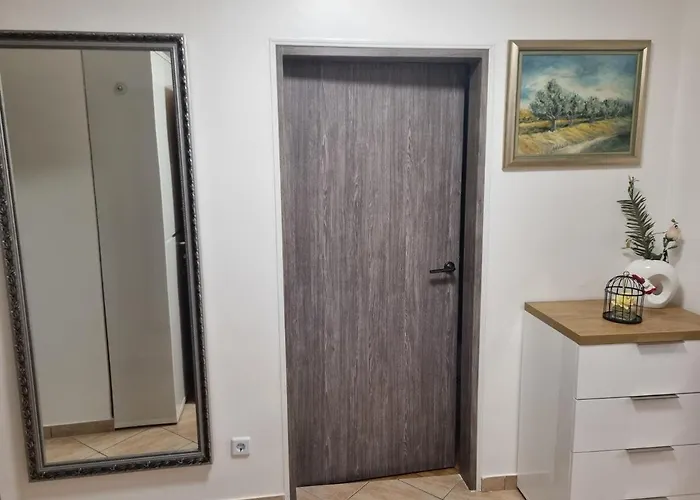 Apartma Lumas * 科佩尔