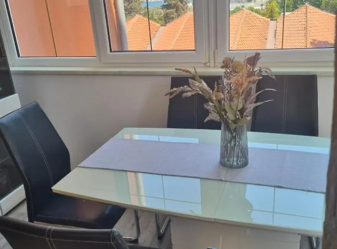 Apartma Lumas Διαμέρισμα Κόπερ